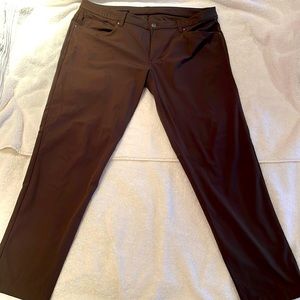 Lululemon ABC Pants Classic Fit 38 x 30 Olive